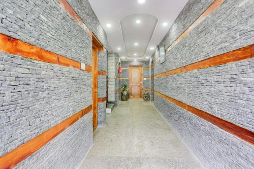 New Manali Hotel | Hotel O Whistling Winds