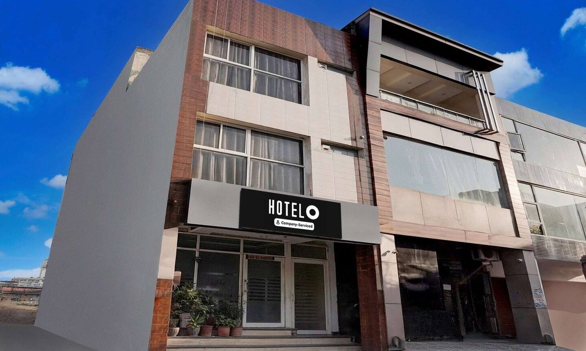 Zirakpur House | Hotel O Zirakpur City Court Complex