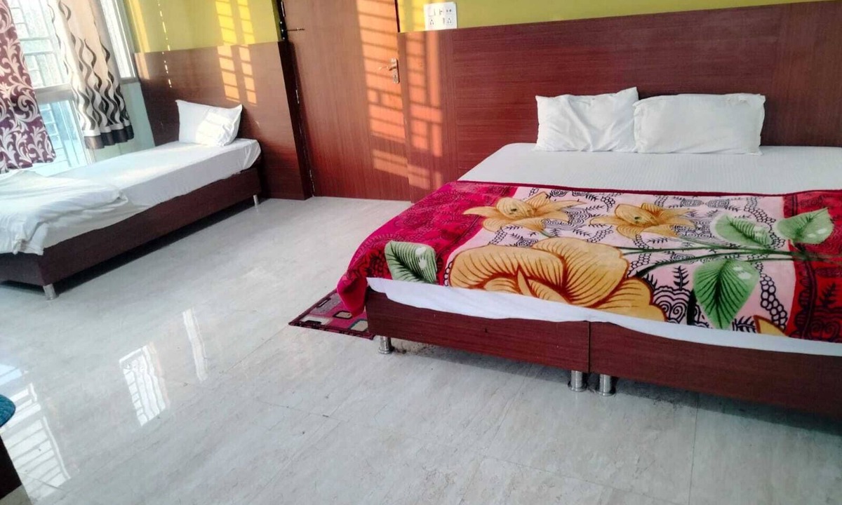 Islampur Hotel | Hotel Oasis Palace