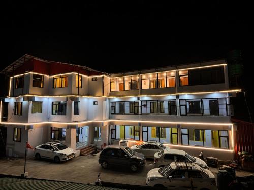 Badrinath Hotel | Hotel Pavani