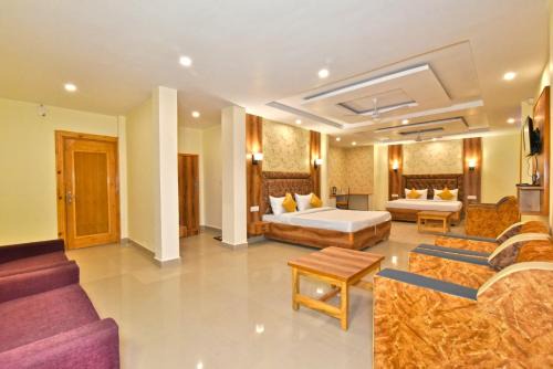 Bhagsu Nag Hotel | Hotel Pine View # 5 Star Feeling Atithi Devo Bhava # Near Cricket stadium 5 km# VPO, Sudher Dharamshala