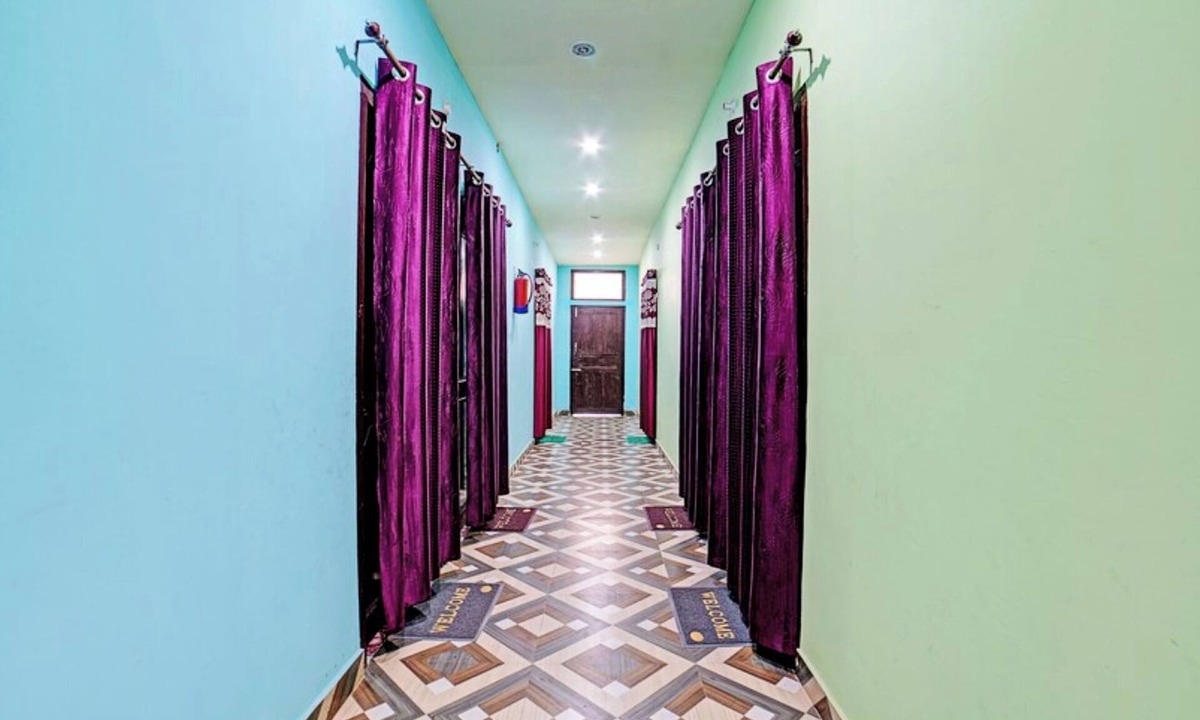 Majkhali Hotel | Hotel Prem Home Stay Ranikhet