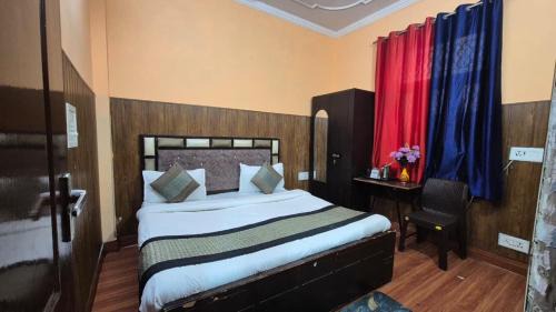 Mayapuri Hotel | Hotel Prince Residency Near Mayapuri Metro