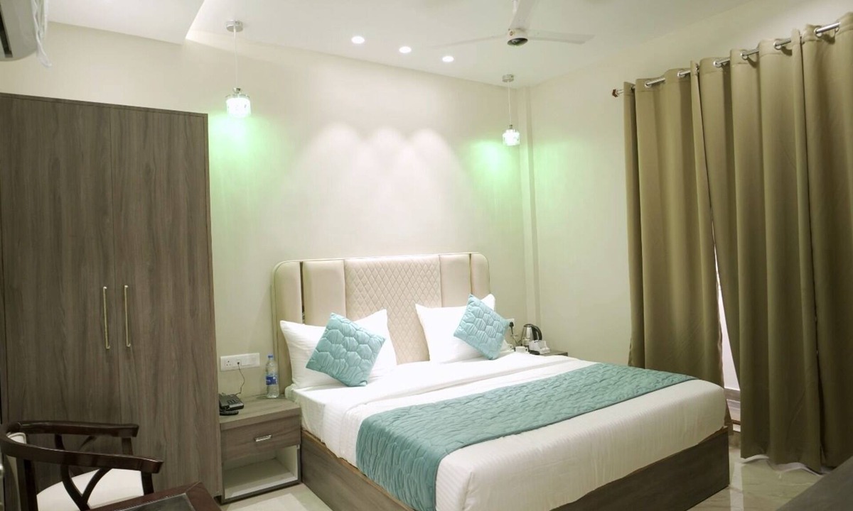 Saharanpur Hotel | Hotel Pushpdeep Residency