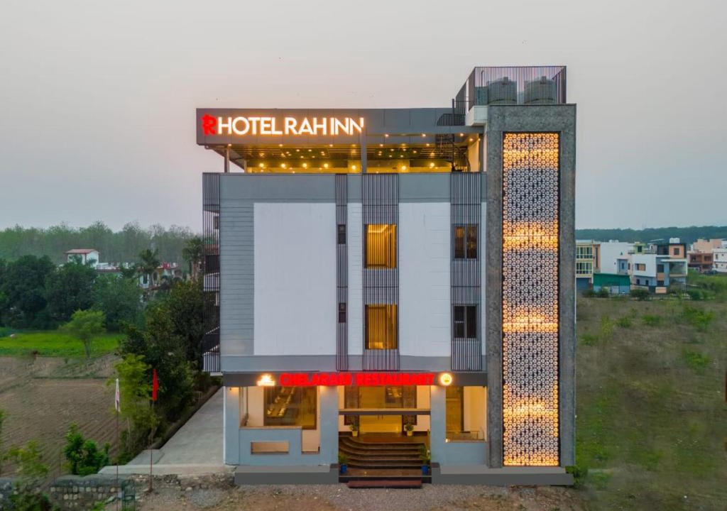 Geeta Nagar Hotel | HOTEL RAH INN - Yog Nagari Rishikesh Railway Station
