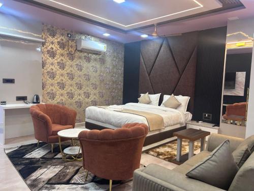 Khagaria Hotel | Hotel Rashmi Grand