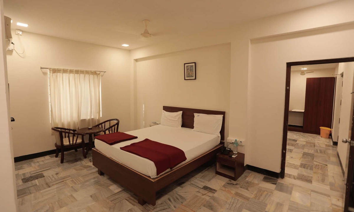 Kumbakonam Hotel | Hotel Rayas