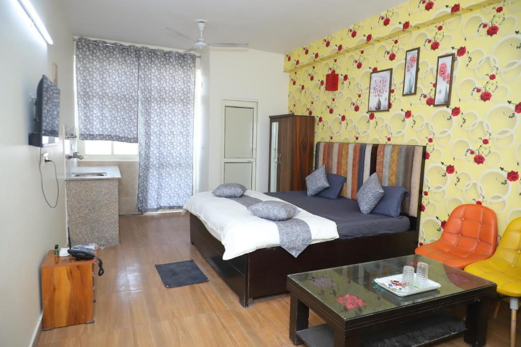 Noida Hotel | Hotel Royal Choice Noida Sector 101