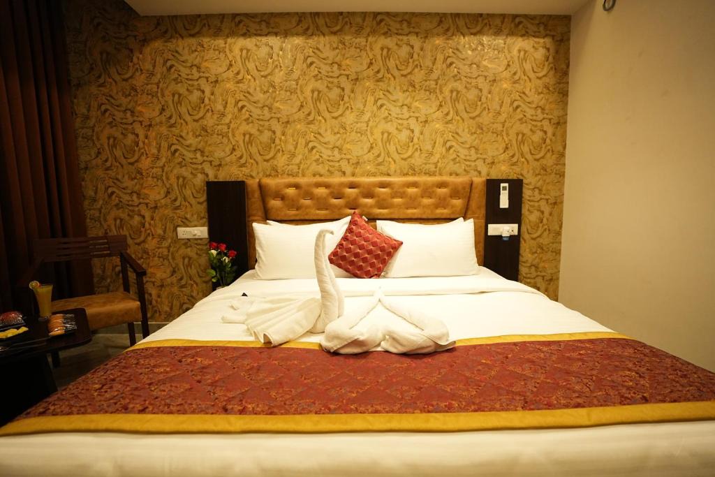 Doddaballapur Hotel | Hotel Royal Nandanaa