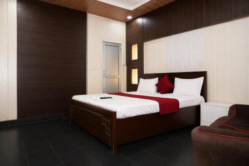 Chandigarh Hotel | Hotel Royal Plaza