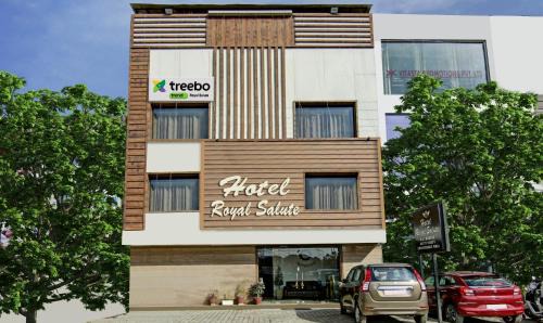 Zirakpur Hotel | Hotel Royal Salute Chandigarh Delhi Expressway Zirakpur Chandigarh