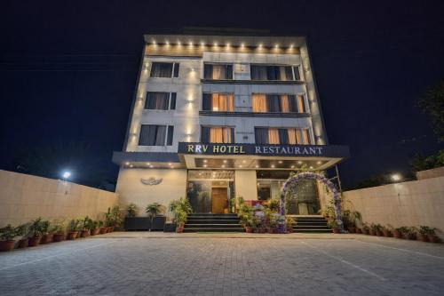 Amritsar Hotel | Hotel RRV with Free Parking