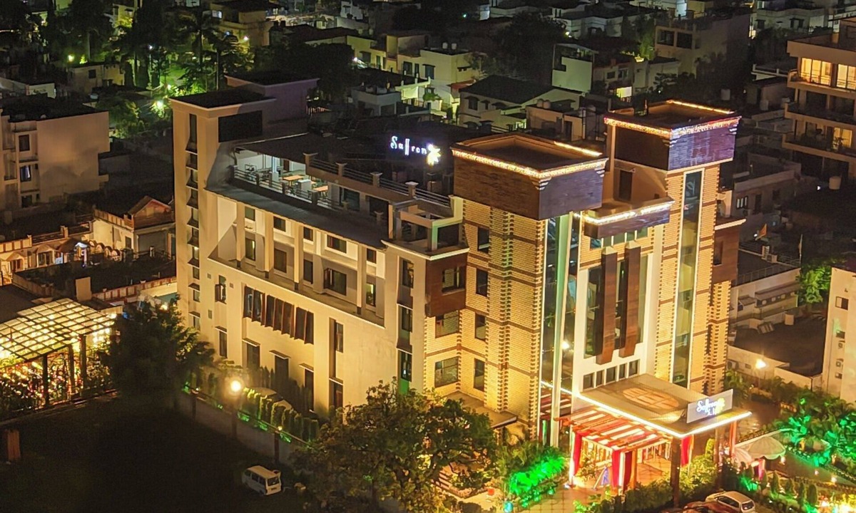 Dehradun Hotel | Hotel Saffron Leaf