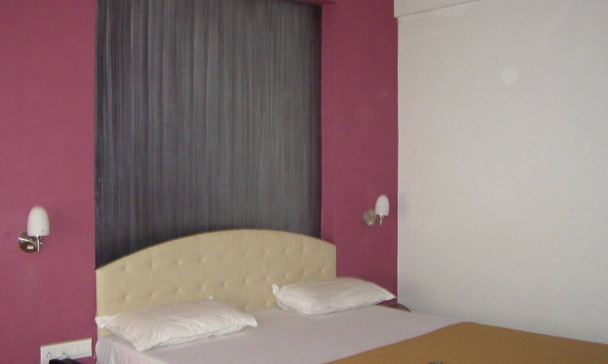 Sidhanathwadi Rural Hotel | Hotel Sanai Residency