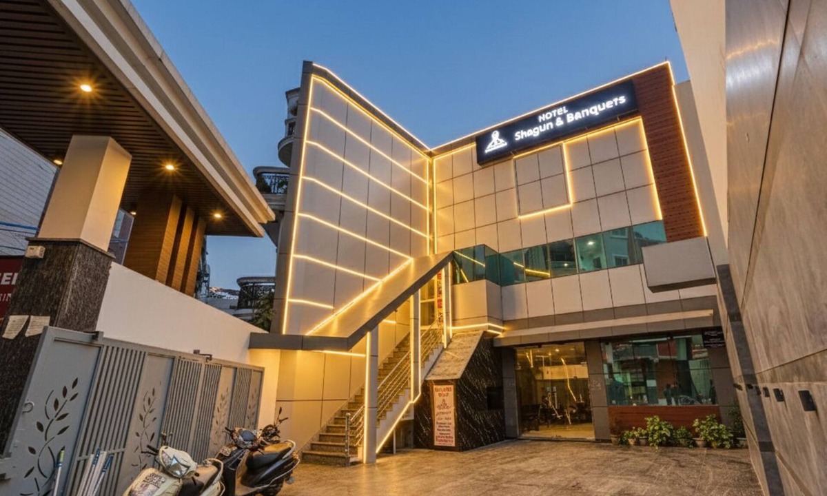Rohini Hotel | Hotel Shagun & Banquets I Rohini