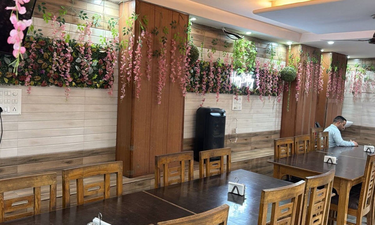 Bullawala Hotel | Hotel Shaurya