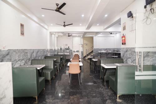Deoghar Hotel | Hotel Shree Vinayak Palace