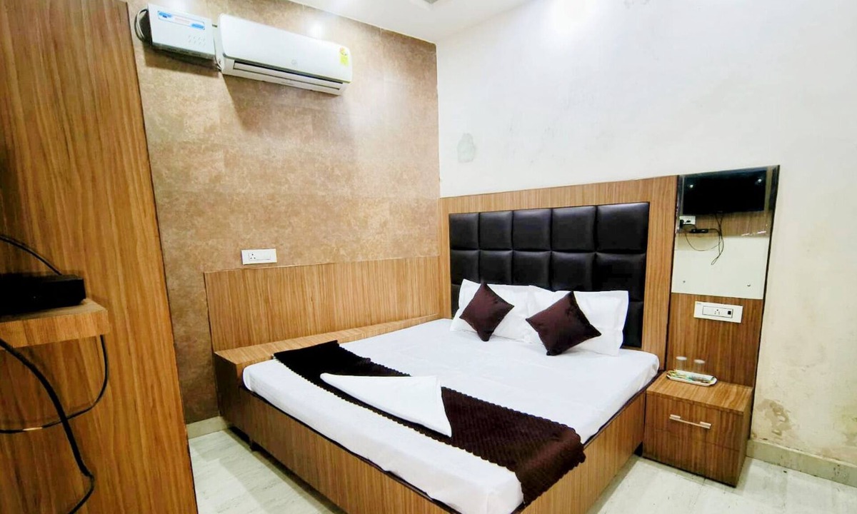 Panipat Hotel | Hotel Silver Star