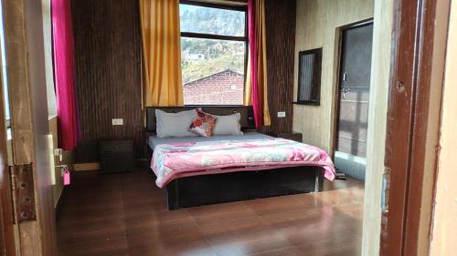 Sakalana Range Hotel | Hotel Skyline