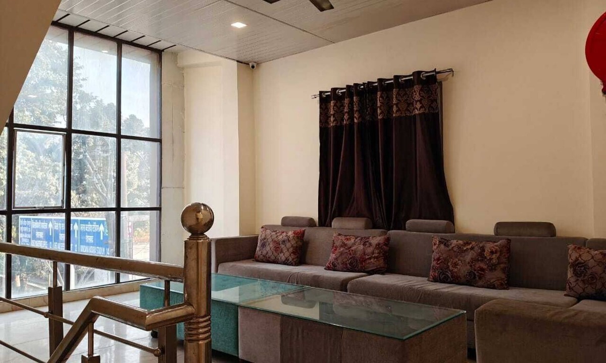 Mayapur Hotel | Hotel Sudarshan
