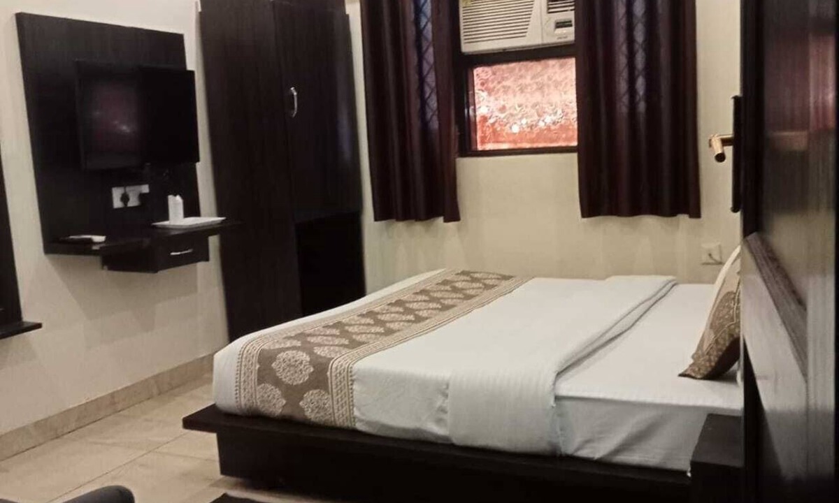 Dehradun Hotel | Hotel Sunder Palace