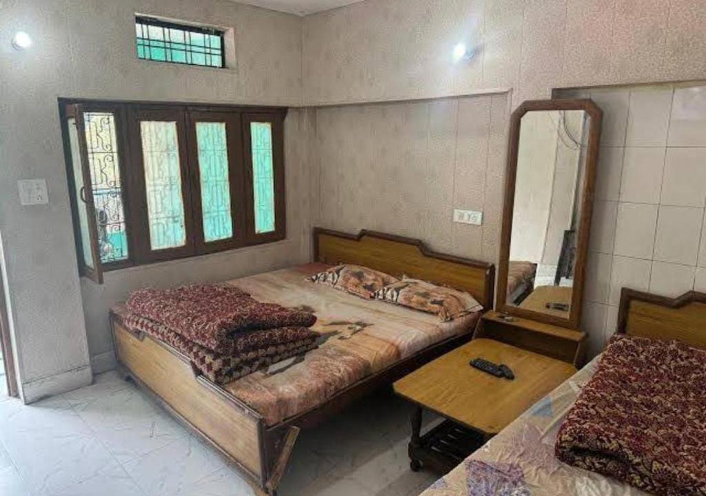 Gaurikund House | Hotel Sunil Lodge