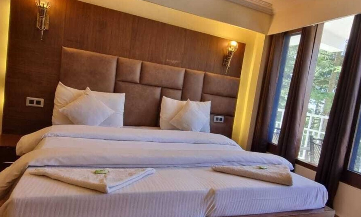Dalhousie Hotel | Hotel Taj palace Dalhousie