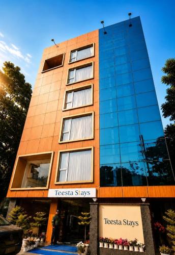 Chinar Park Hotel | Hotel Teesta Stay, Kolkata