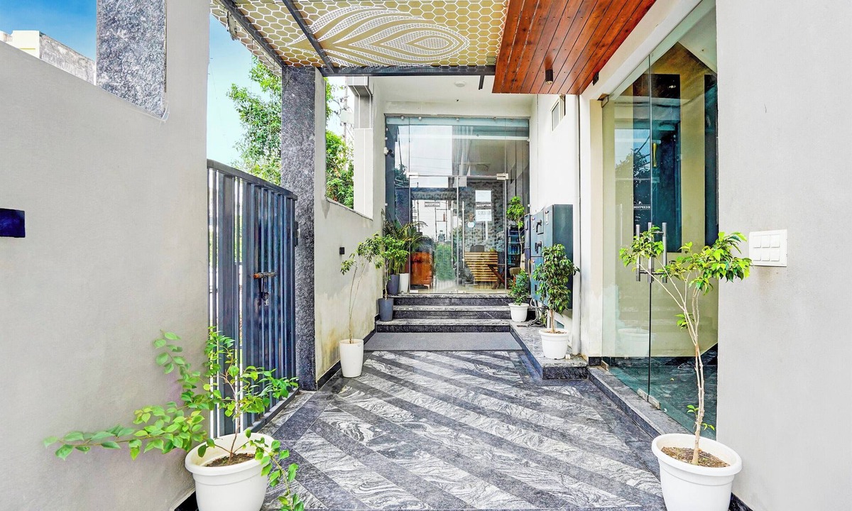 Mahipalpur Hotel | Hotel Tej Plaza Near IGI Airport Delhi