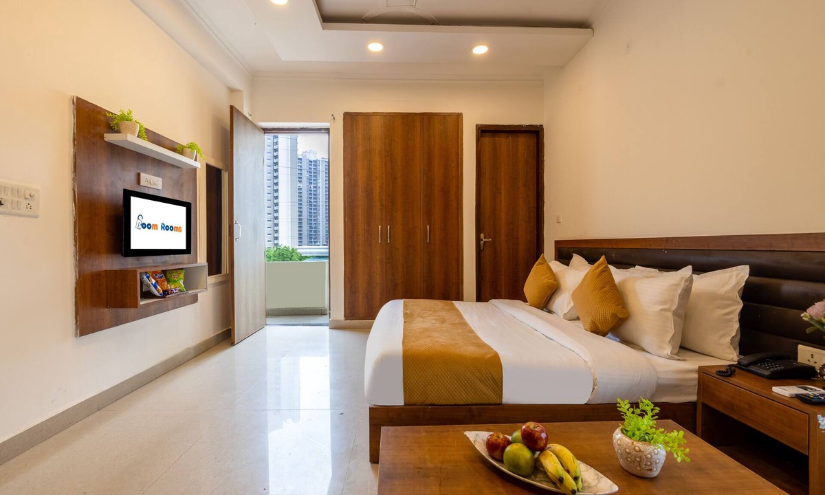 Sector 70 Hotel | Hotel the classic inn noida sec 70