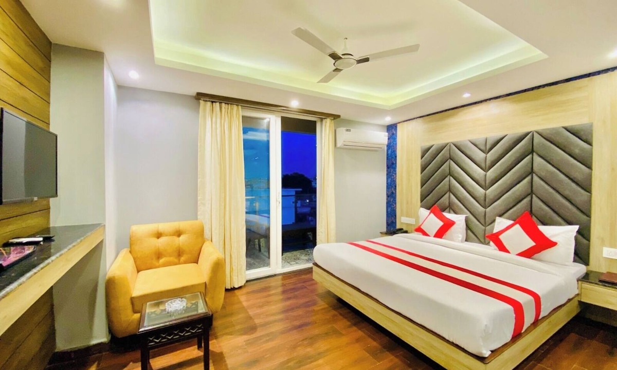 Jhajra Hotel | Hotel The Eleganza