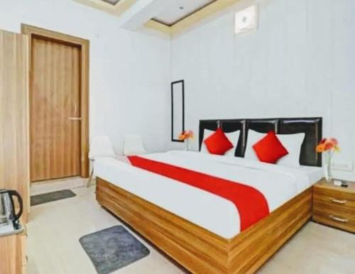 Bullawala Hotel | Hotel The Hills Aura