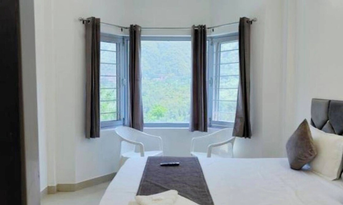 Bullawala Hotel | Hotel The Komfy Stayz Dehradun