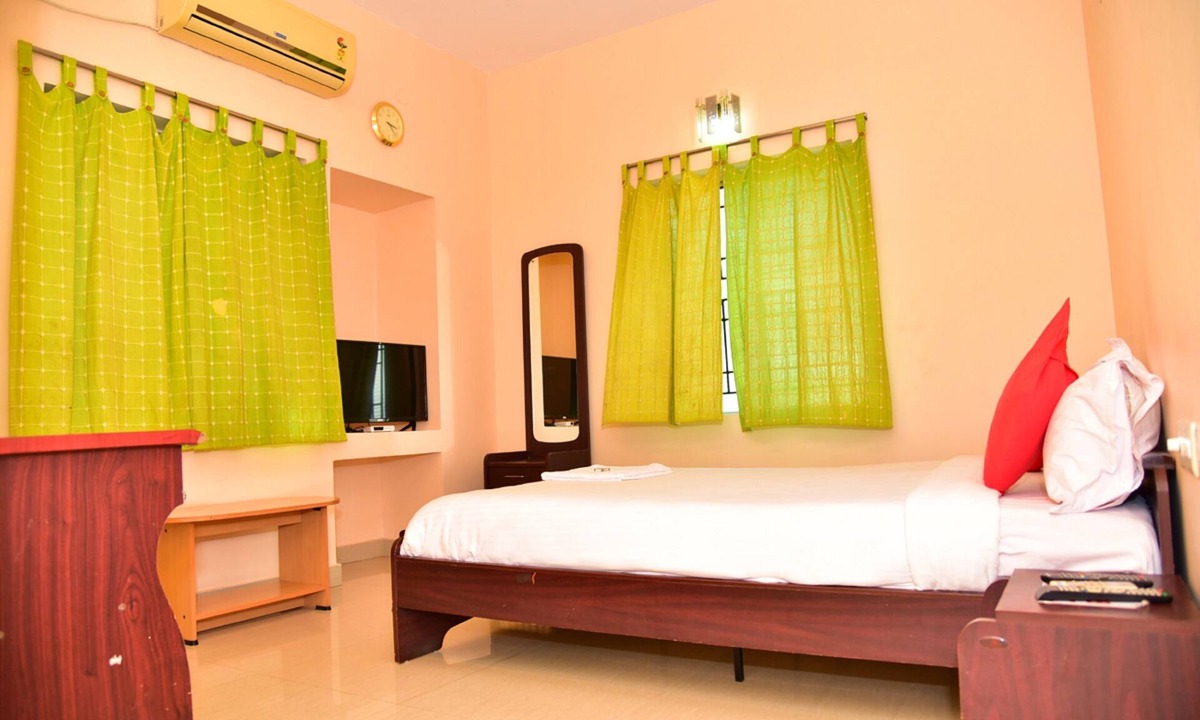 Cuddalore Hotel | Hotel Theertha Park