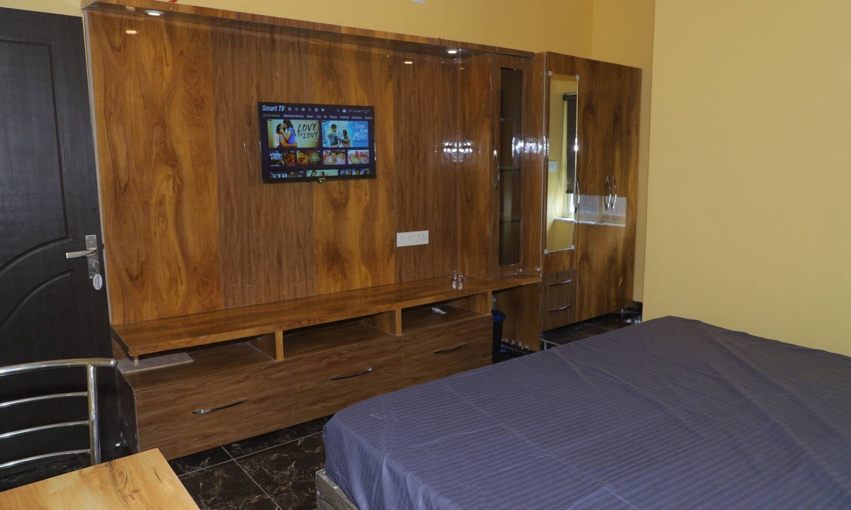 Haldwani Hotel | Hotel Vatika And Rooftop Restaurant