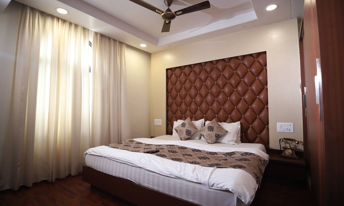 Barnala Hotel | Hotel Visit