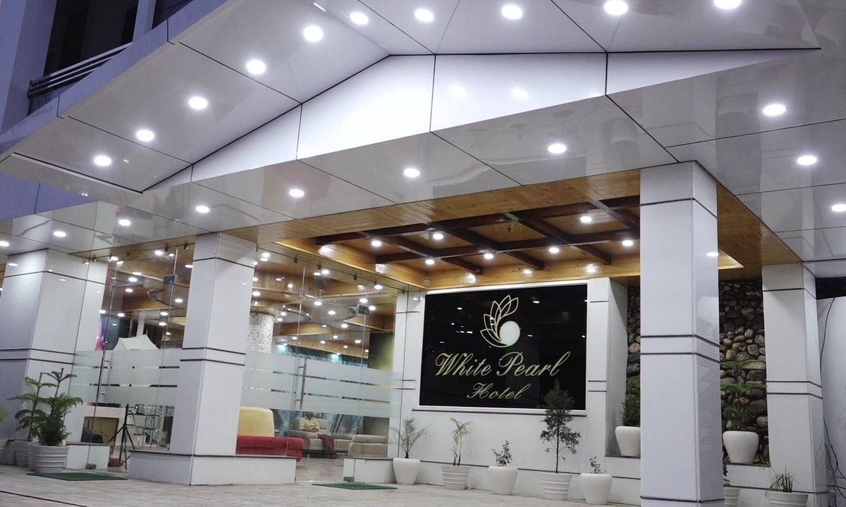 Shimla Hotel | Hotel White Pearl