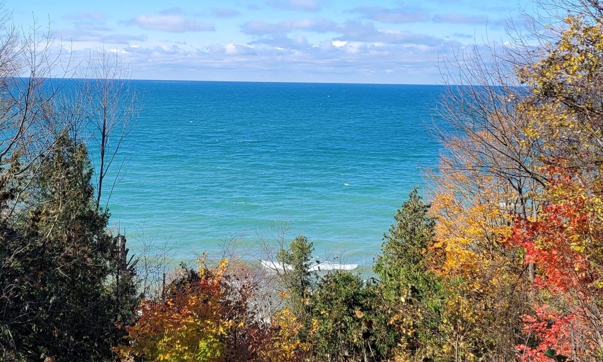 Ashfield-Colborne-Wawanosh House | Huron Blue Lakehouse - Private & secluded lakefront home