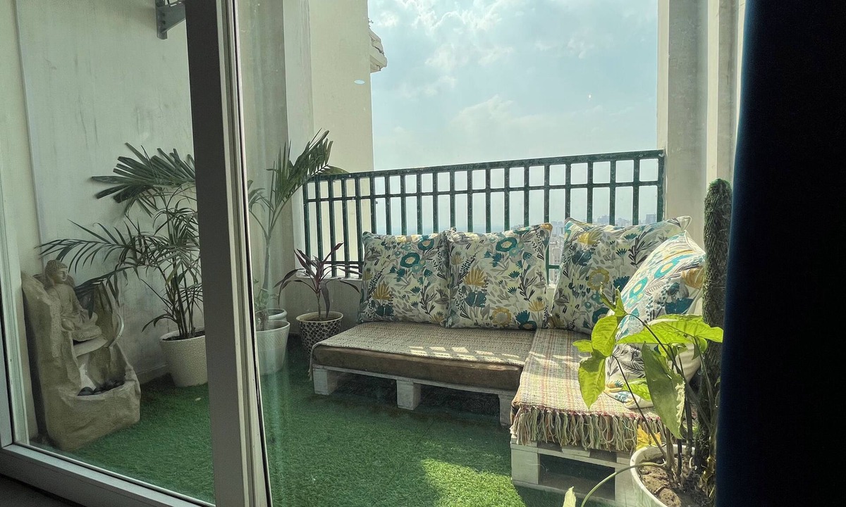 Greater Noida Apartment | Indigo by Grehstay 1BHK Serviced Apartment
