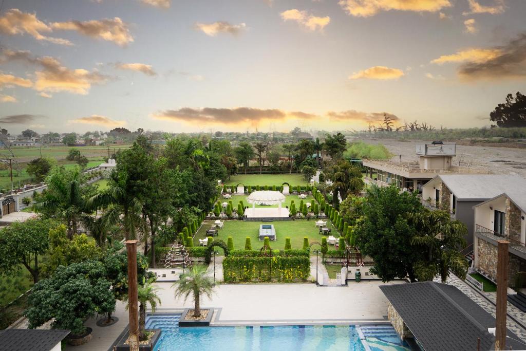 Dehradun Hotel | Justa Natures Nest Resort