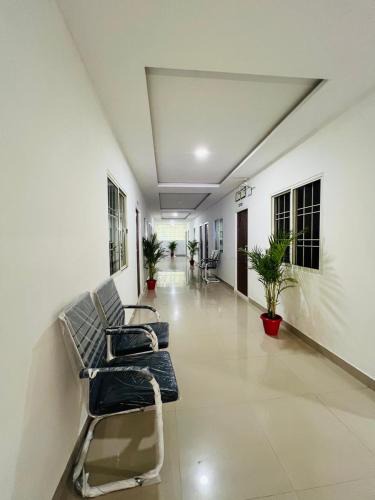 Narayanapura Bed & Breakfast | K Nelickel Home Stay