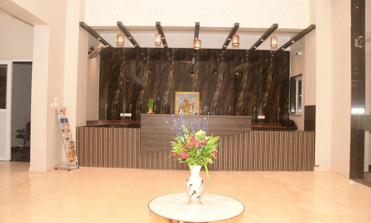 Islampur Hotel | Kankidham Lords Inn