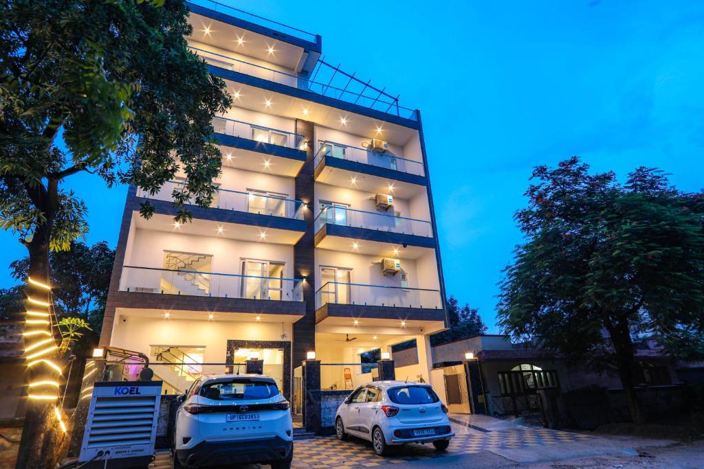 Greater Noida Hotel | KDS Residency Hotel and Banquet