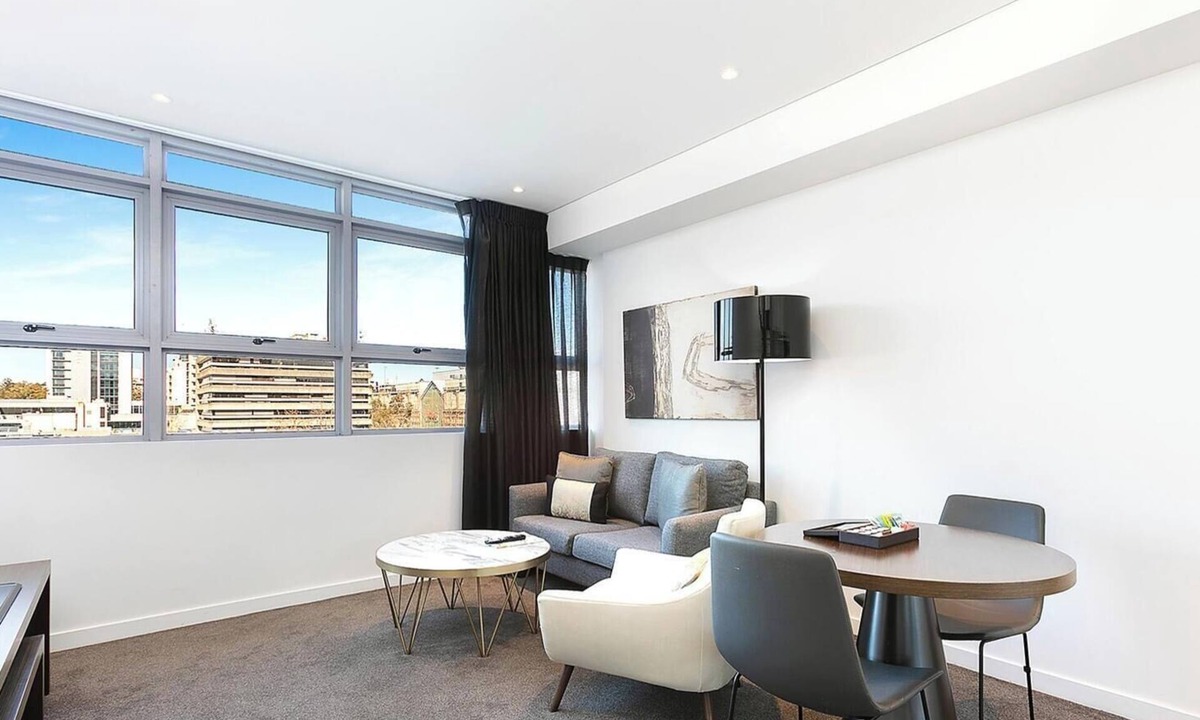 Chatswood CBD Apartment | KozyGuru | Chatswood | Convenient 1 Bed Studio Apt