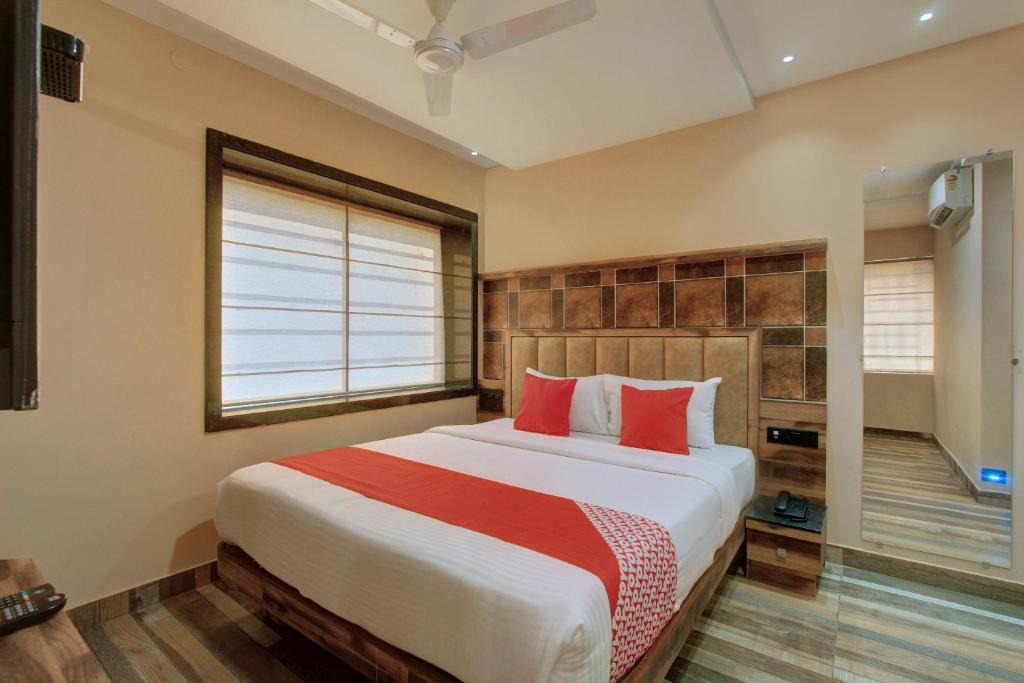 Mangalore Hotel | Laxman Residency