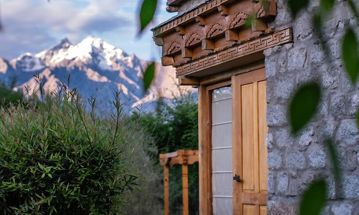 Nubra Valley Hotel | Lchang Nang Retreat - The House of Trees
