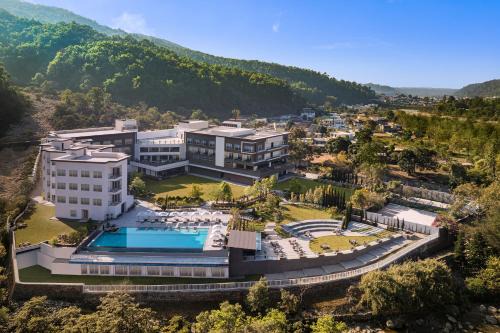 Bullawala Resort | Le Méridien Dehradun Resort & Spa