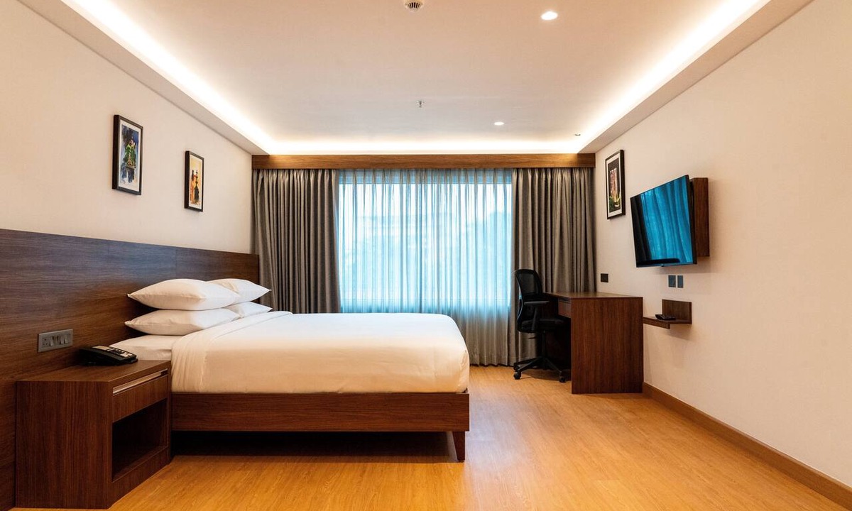 East Nada Hotel | Lilac Hotel Guruvayur