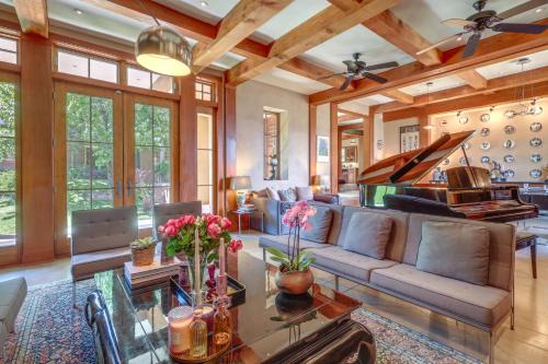 South Capitol House | Luxe & Stylish Santa Fe Home Rental Near Downtown!