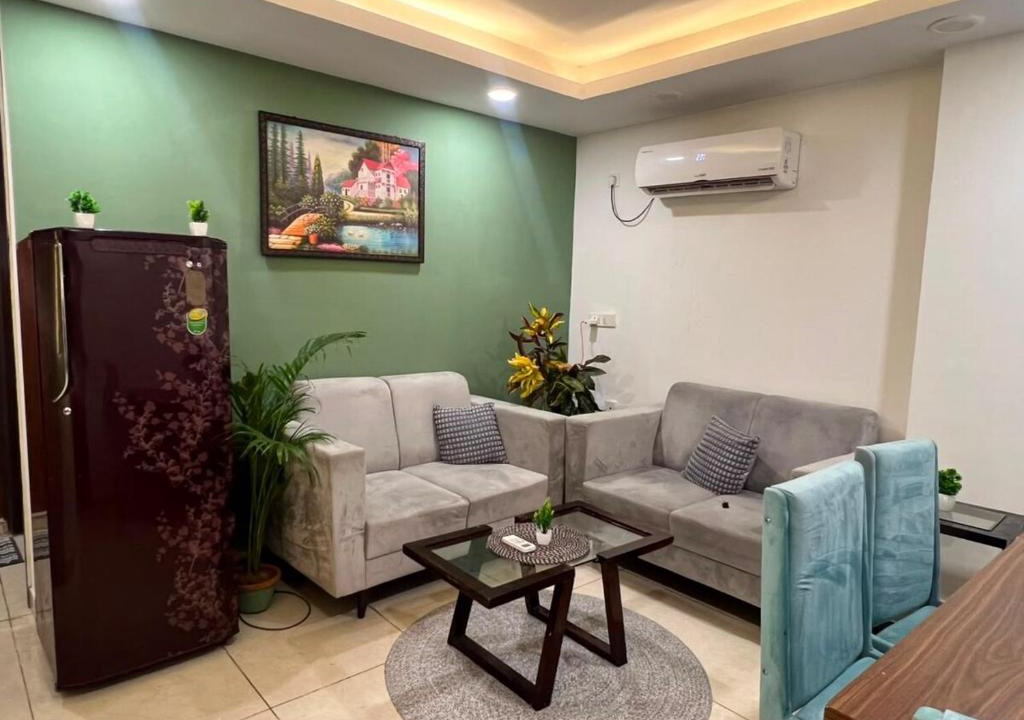 Chandigarh Apartment | Luxury 1BHK Self Check-in Balcony View